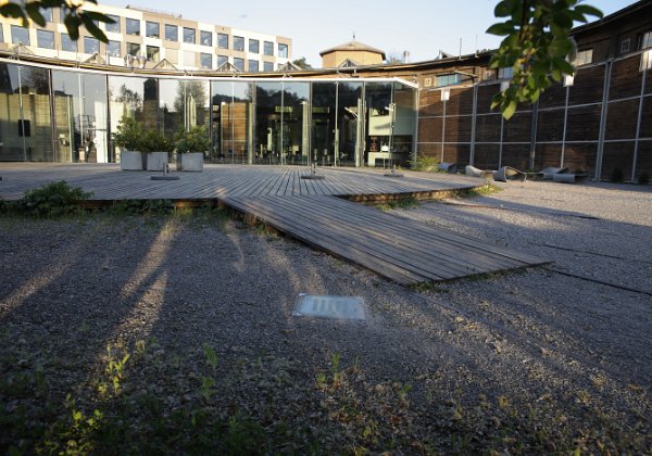 <h4>LOKOMOTIVDEPOT - INDUSTRIEBRACHE – KULTURZENTRUM<\h4>